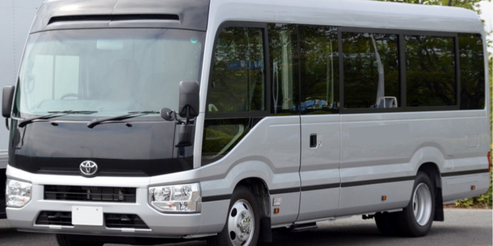 Coaster BusMinibus Car Rental Cheap Car Hire Uganda Kampala for Group Trips